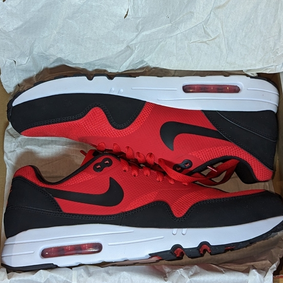 Size 10.5 - Nike Air Max 1 Ultra 2.0 Essential University Red - Picture 7 of 8